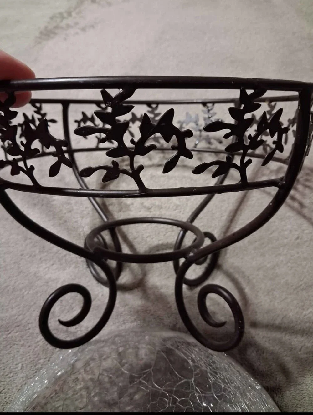 Decorative Crackle Glass Fruit Bowl with Black Metal Stand Centerpiece